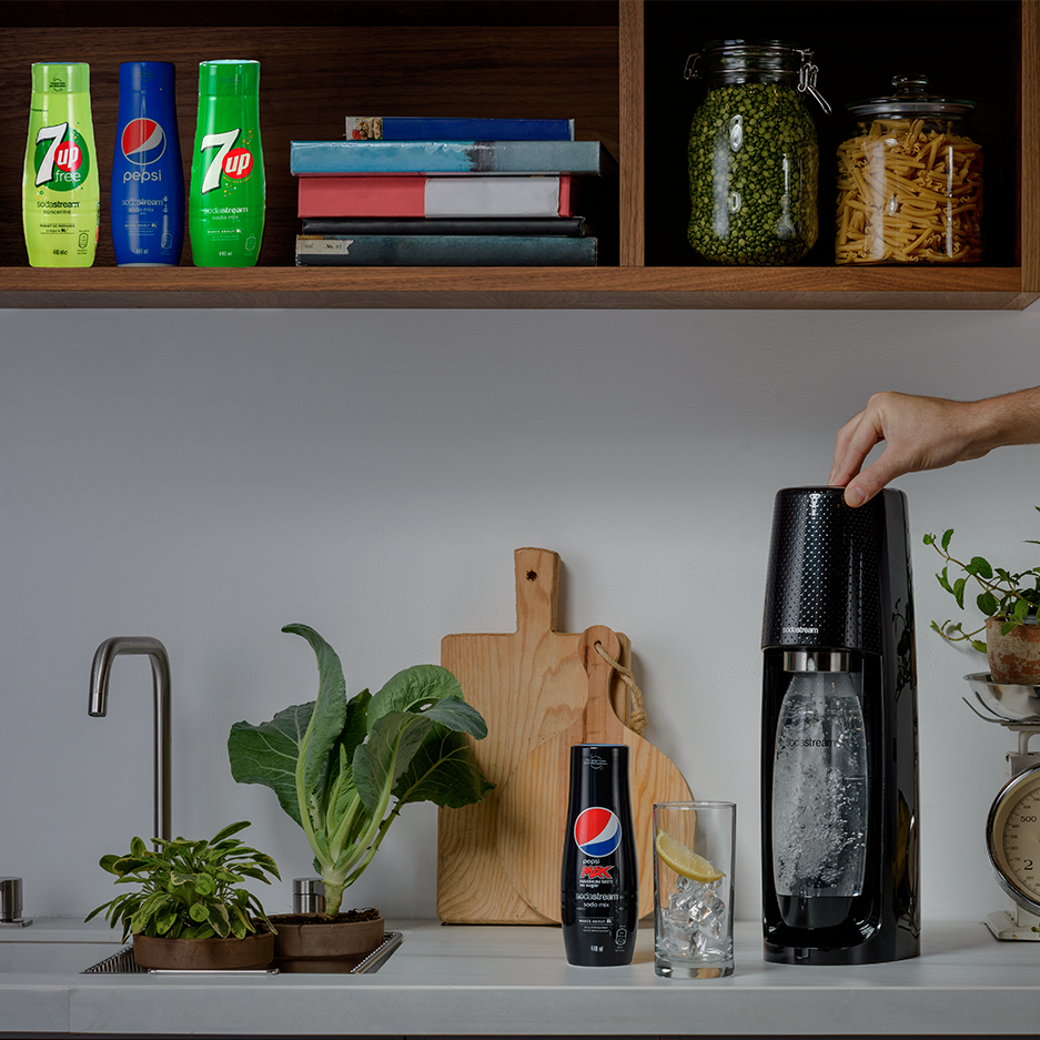 SodaStream lance sa nouvelle gamme de concentrés permettant de réaliser des boissons PepsiCo chez soi, 23 octobre 2019