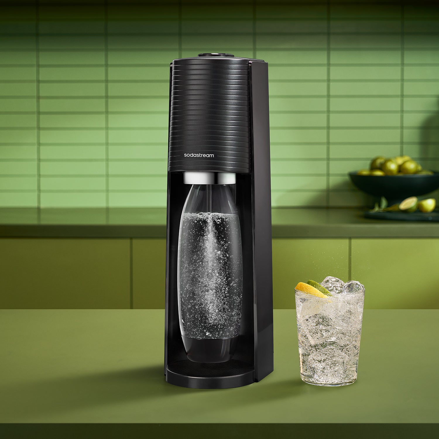 美品】　ソーダーストリーム　sodastream TERRA SodaStream Terra Machine à eau Gazeuse - Blanche / Rouge / Bleu